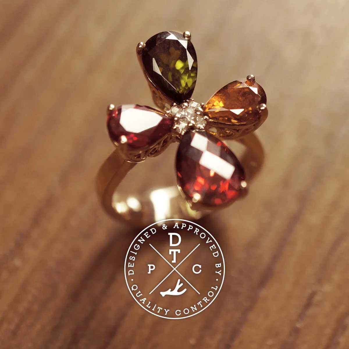 18k Rose Gold Ring with Precious Stones (Clover) — 3
