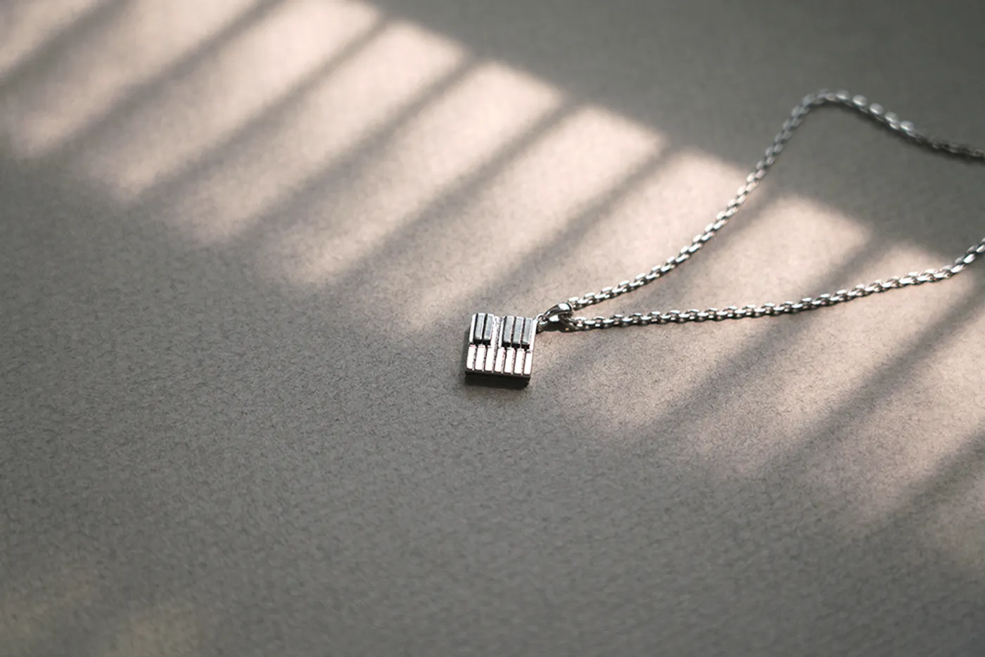 925 Silver Pendant & Necklace (Paino) — view 7