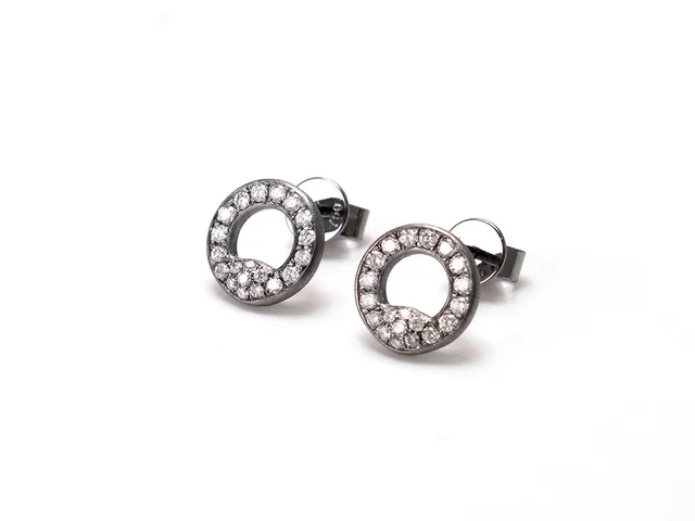 18k White Gold Diamond Earrings(Plated in Black)