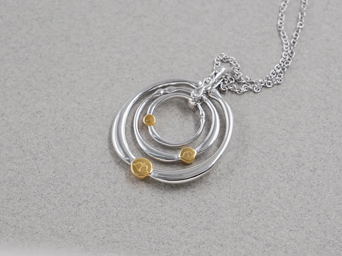 18k White & Yellow Gold Pendant and Necklace Set — 2