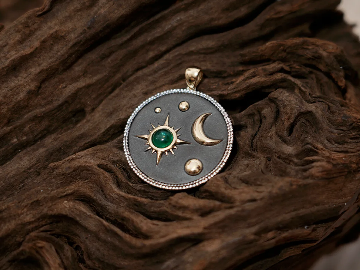 18k White & Yellow Gold Pendant (Night Sky with Emerald) — 4