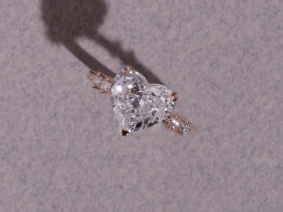 18k White Gold Diamond Ring (3ct heart shape) — 12