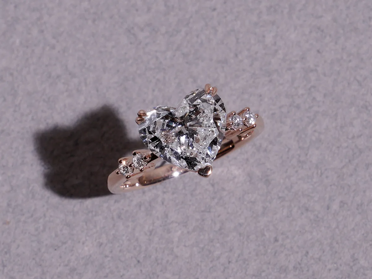 18k White Gold Diamond Ring (3ct heart shape) — 2