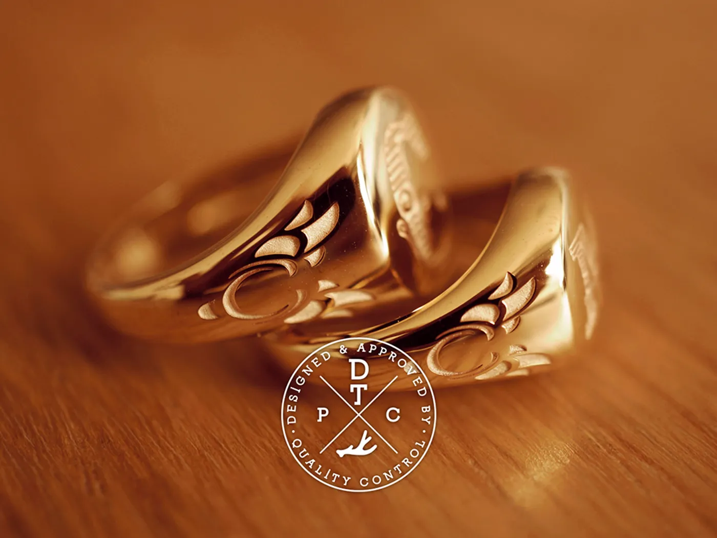 Medal Signet Wedding Band (Ring Set) — view 3