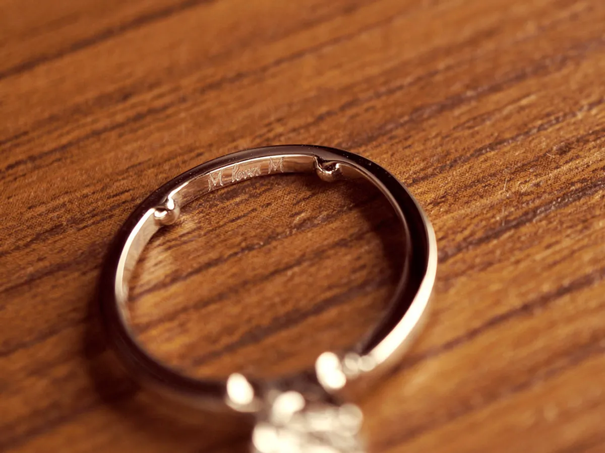 18k White Gold Diamond Ring (M) — 4