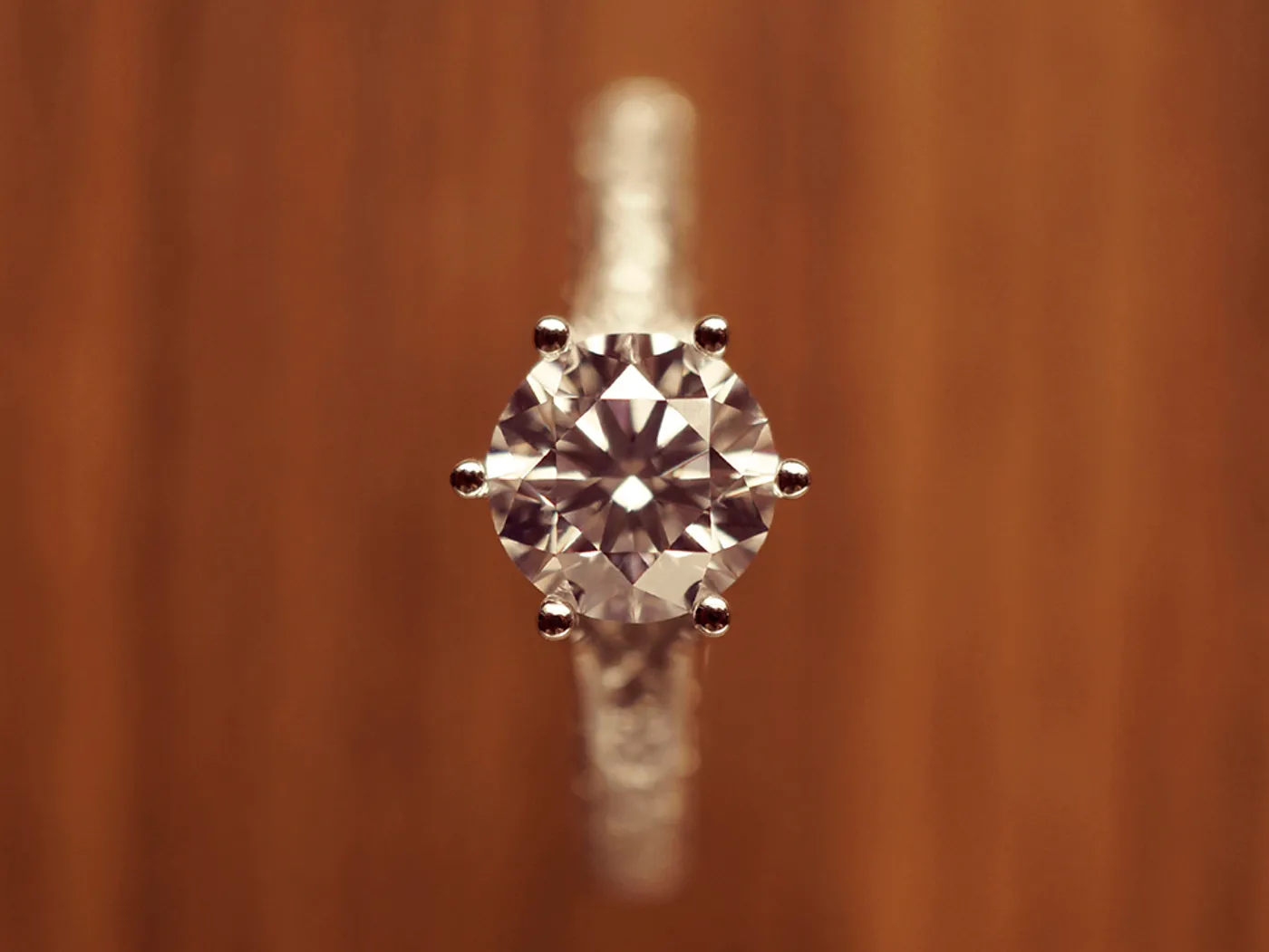 18k White Gold Diamond Ring — view 2