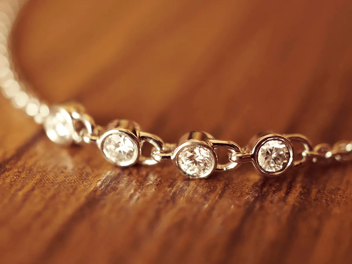18k White Gold Diamond Bracelet (Locks) — 2