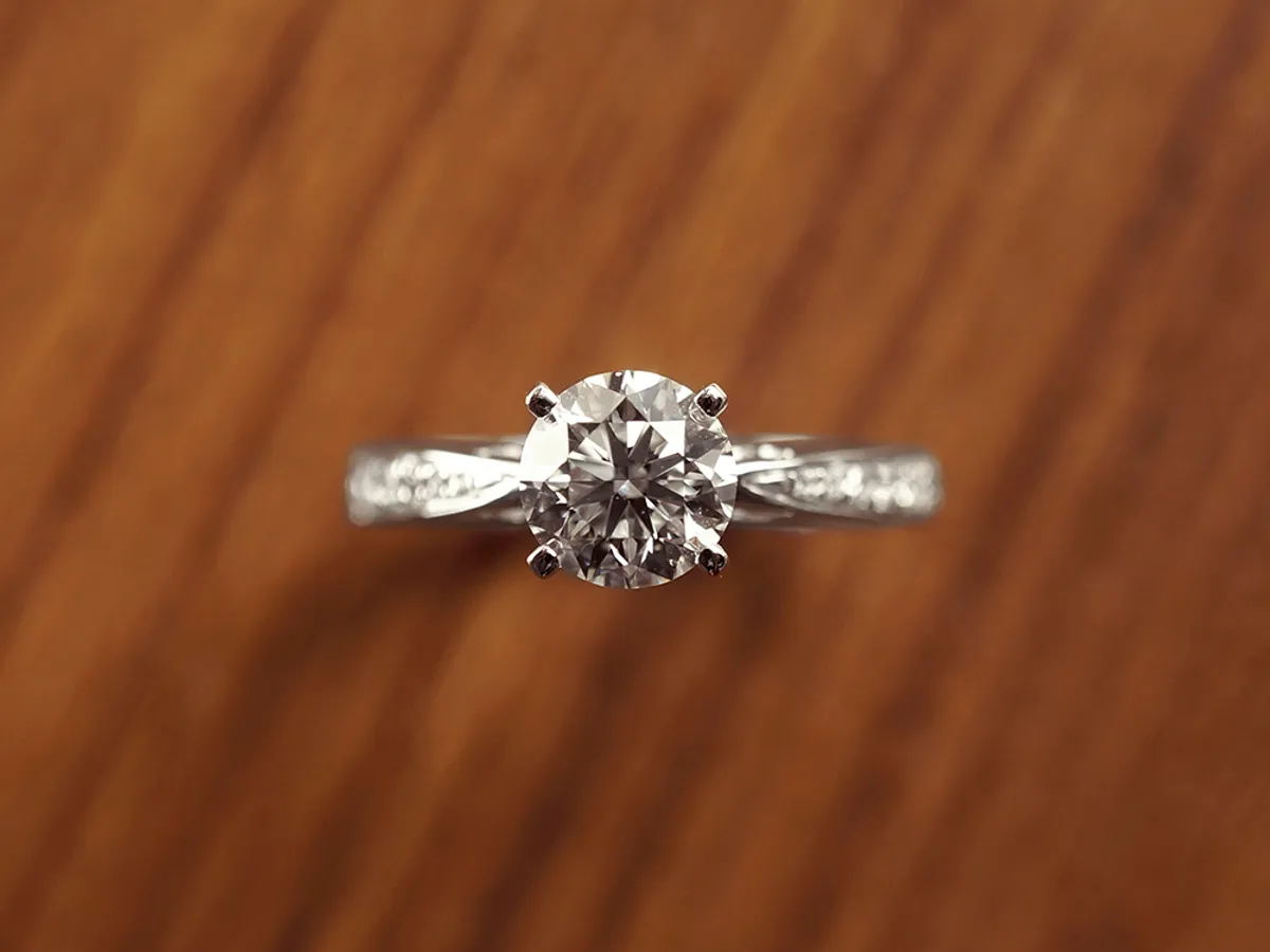 18k White Gold Diamond Ring with GIA (Bear) — 3