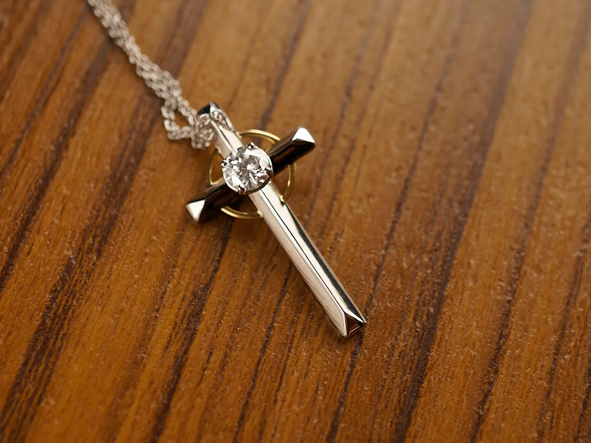 18k Yellow Gold Diamond Pendant with GIA — 3