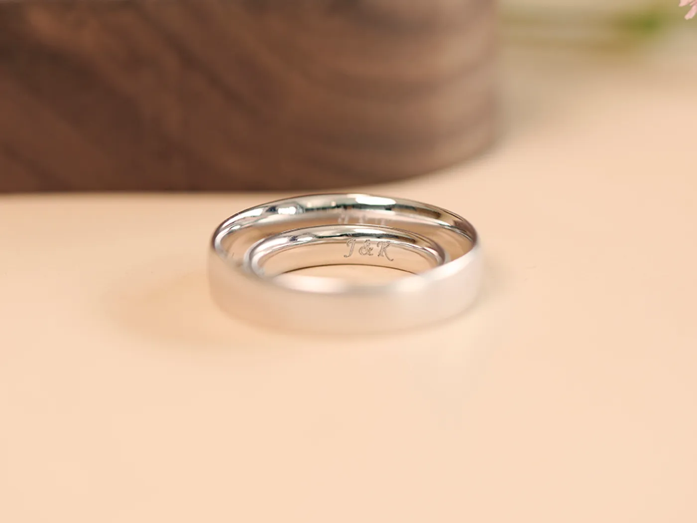 18k White Gold Wedding Band — view 7