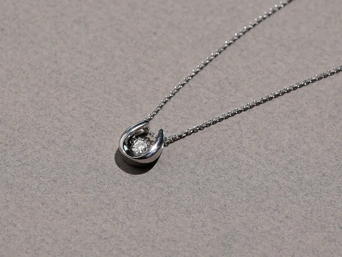 925 Silver Diamond Necklace (dancing stone) — 1