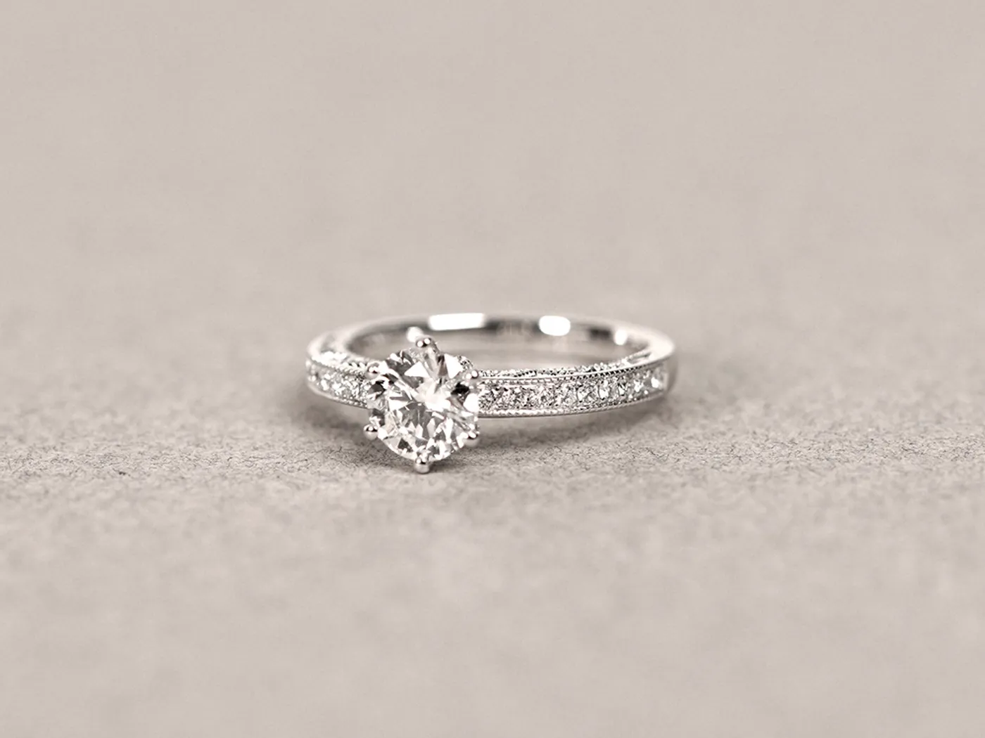 18k White Gold Diamond Ring — view 2