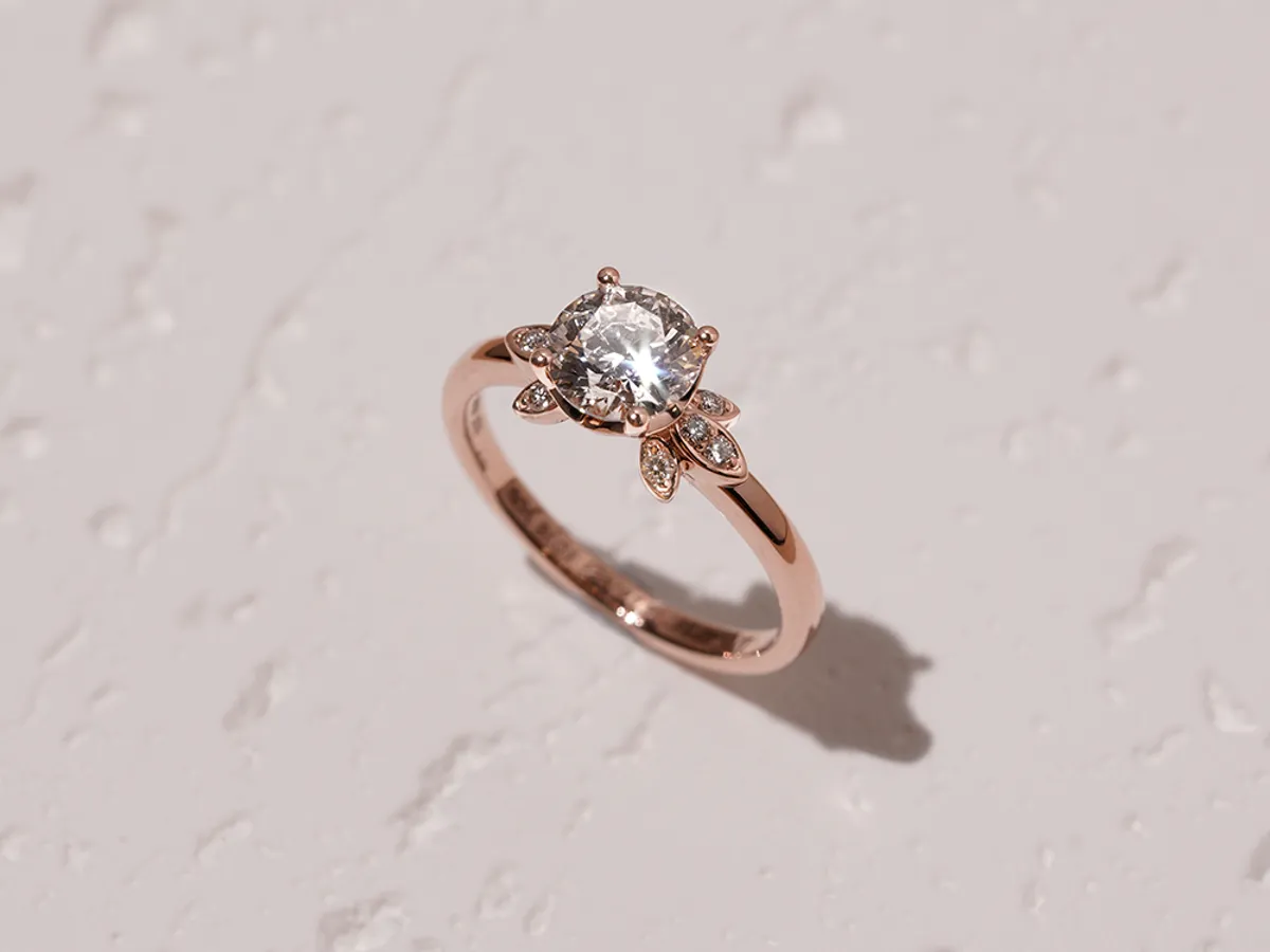18k Rose Gold Diamond Ring — 6