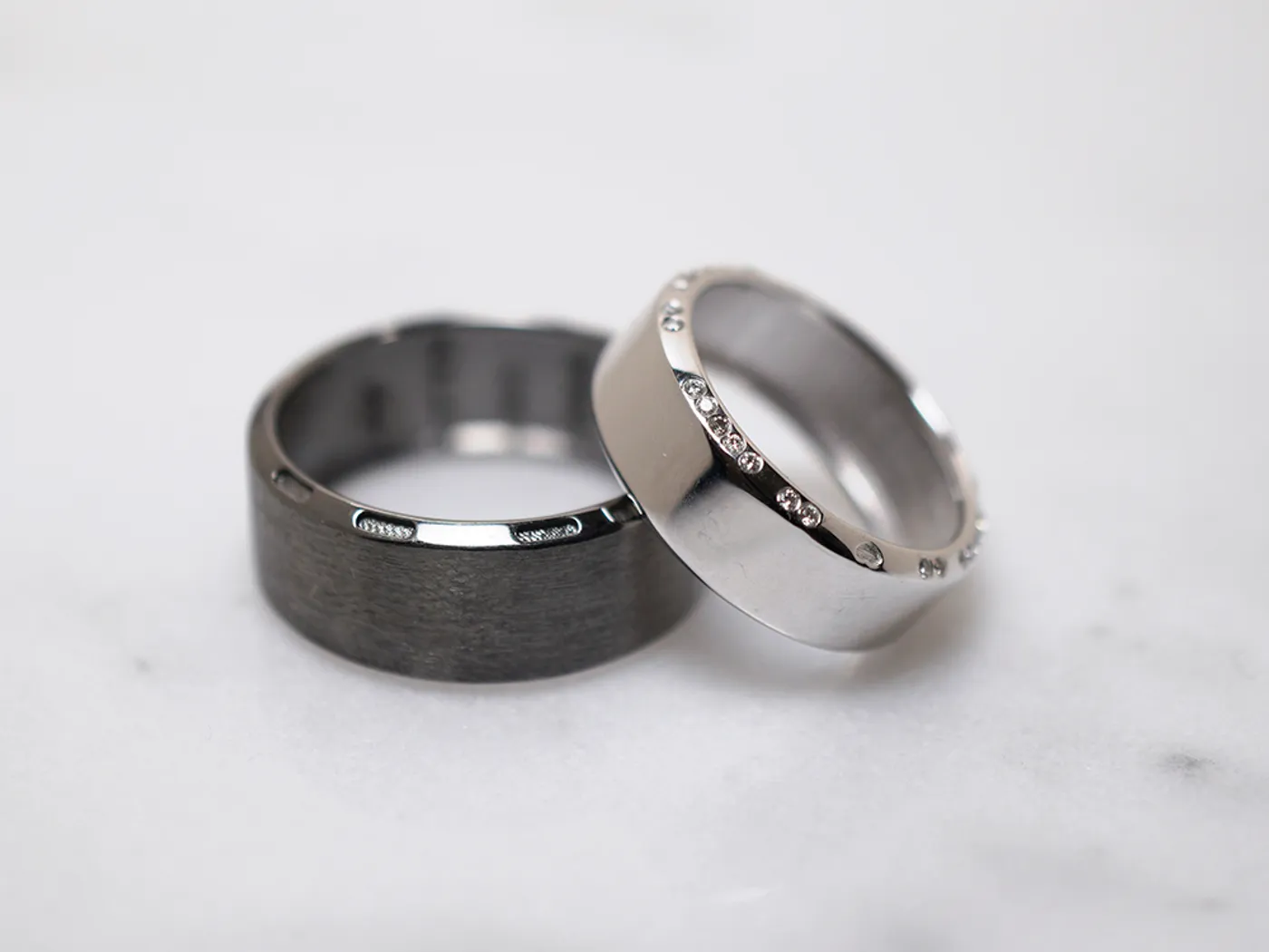 18k White & Black Gold Wedding Band — view 2