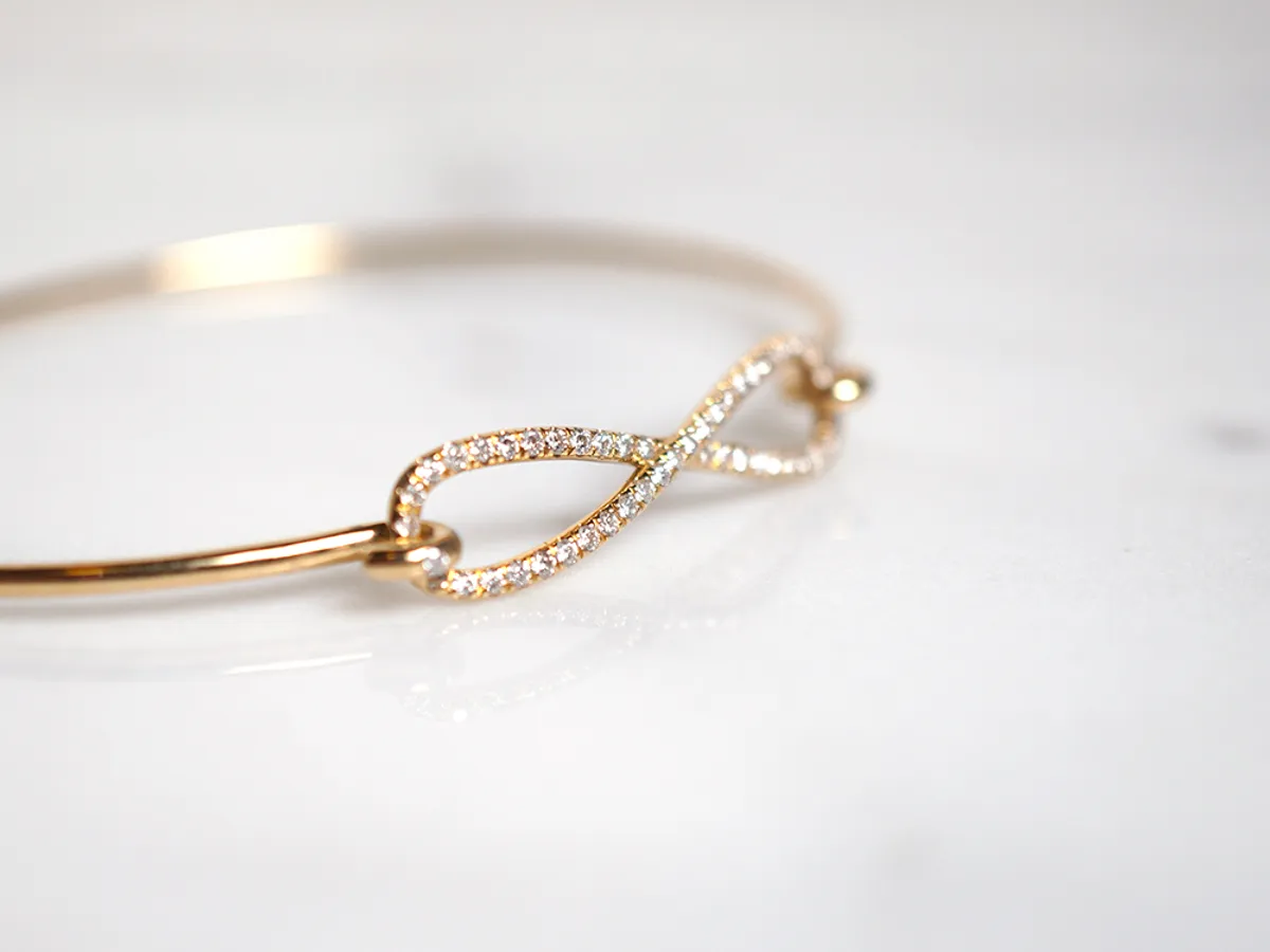 18k Yellow Gold Bangle (Infinity) — 3