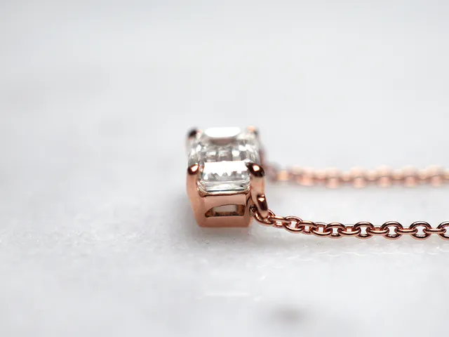 18k Rose Gold Diamond Necklace with GIA (Emerald shape)