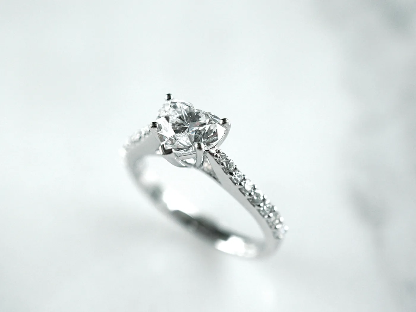 PT Diamond Ring with GIA (heart shape) — view 3
