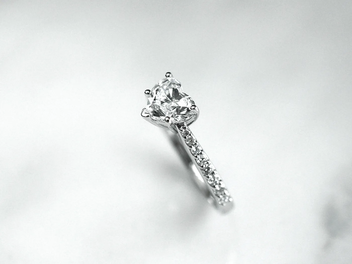 PT Diamond Ring with GIA (heart shape) — view 2