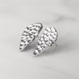 崖耳環（原面） · 白金 1