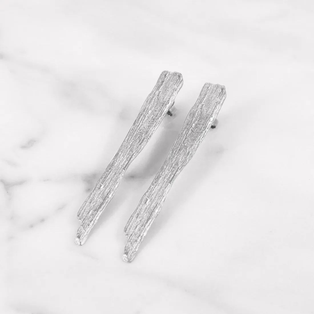 樹皮耳環 · 白金